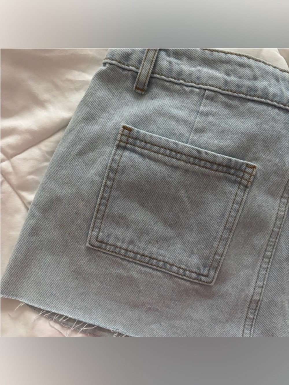 NWT Edikted Deniem Mini Skirt - Picture 5 of 7